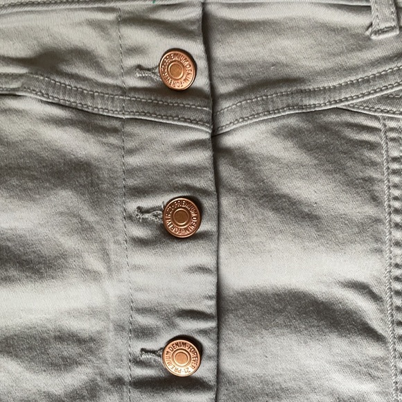 Forever 21 Skirt - Picture 3 of 4